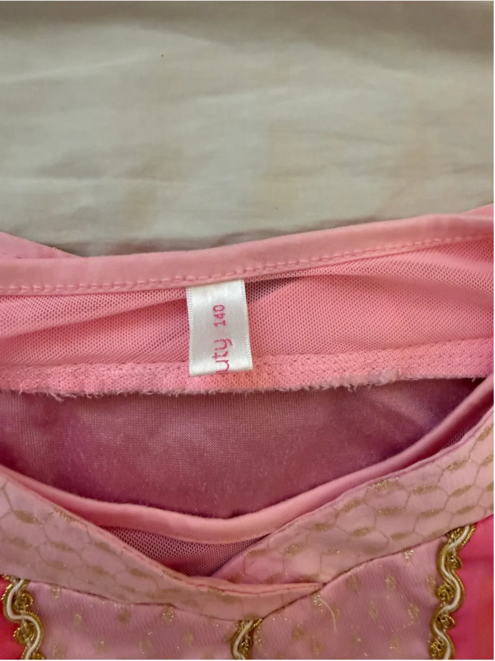 Unbranded this pre